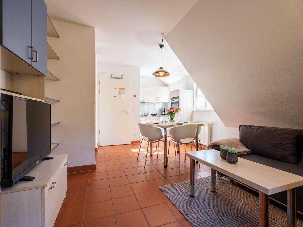 Feriendorf Rugana - Klassik Appartement Mit 1 Schlafzimmer B21 Dranske Exterior photo
